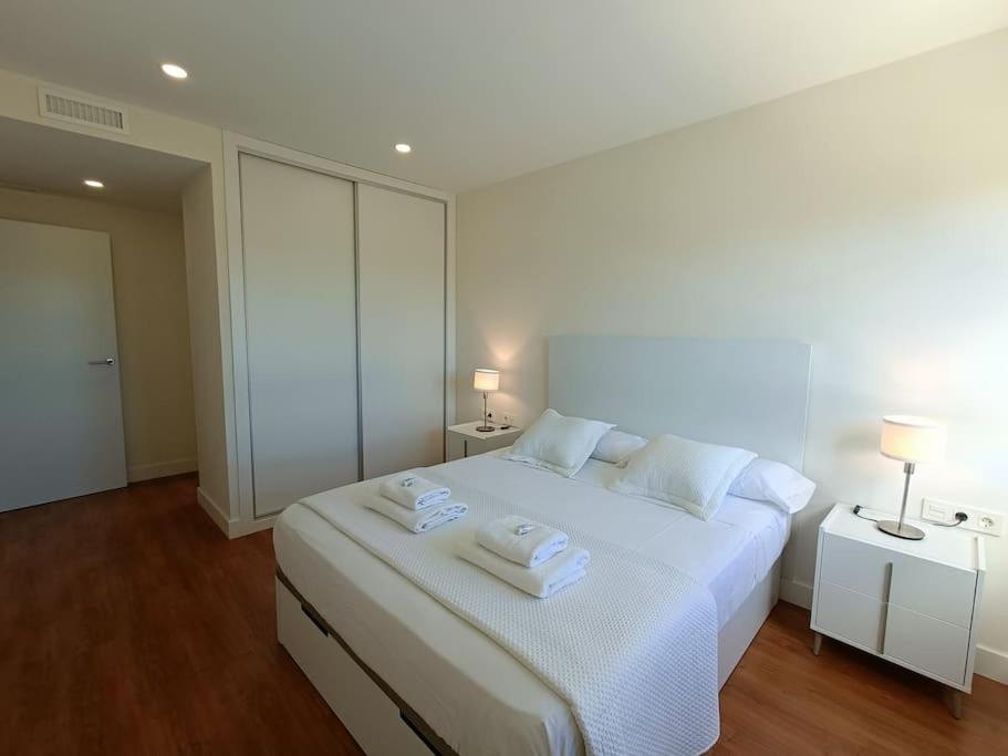 El ToyoNuevo Atico Toyo. Vistas Al Mar, Terraza, Solarium, Piscina, A/A, Wifi Y Garajeアパートメント エクステリア 写真