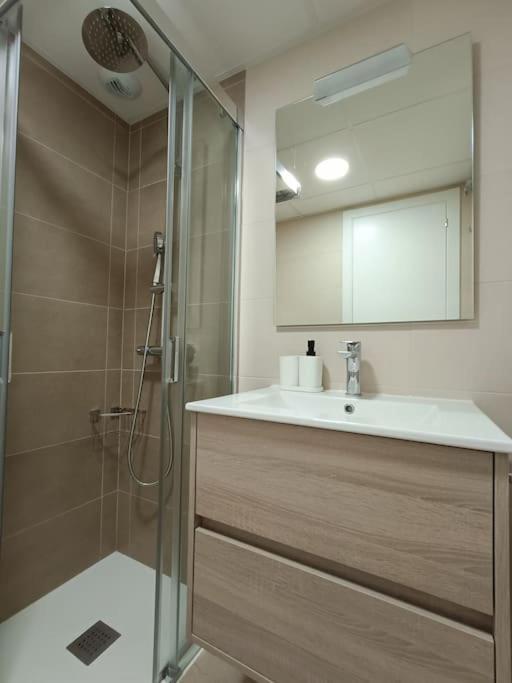 El ToyoNuevo Atico Toyo. Vistas Al Mar, Terraza, Solarium, Piscina, A/A, Wifi Y Garajeアパートメント エクステリア 写真